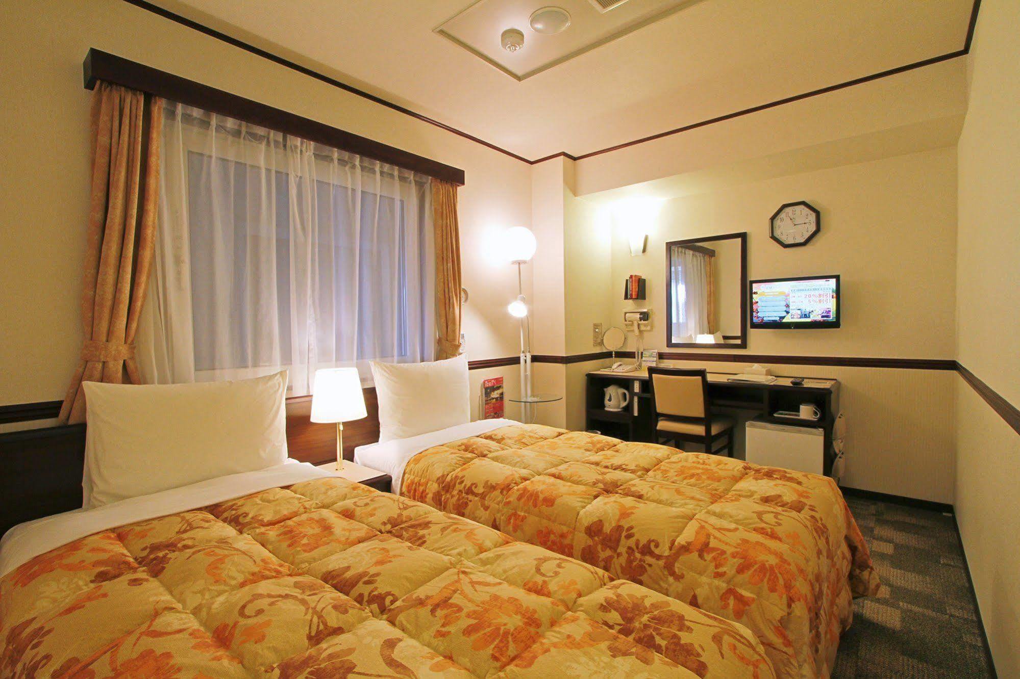 酒店 Toyoko Hakata-eki Bus Terminal Mae 3*