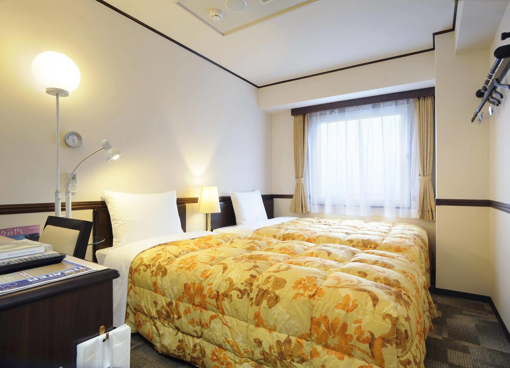 Hotel Toyoko Hakata-eki Bus Terminal Mae Fukuoka (Fukuoka)