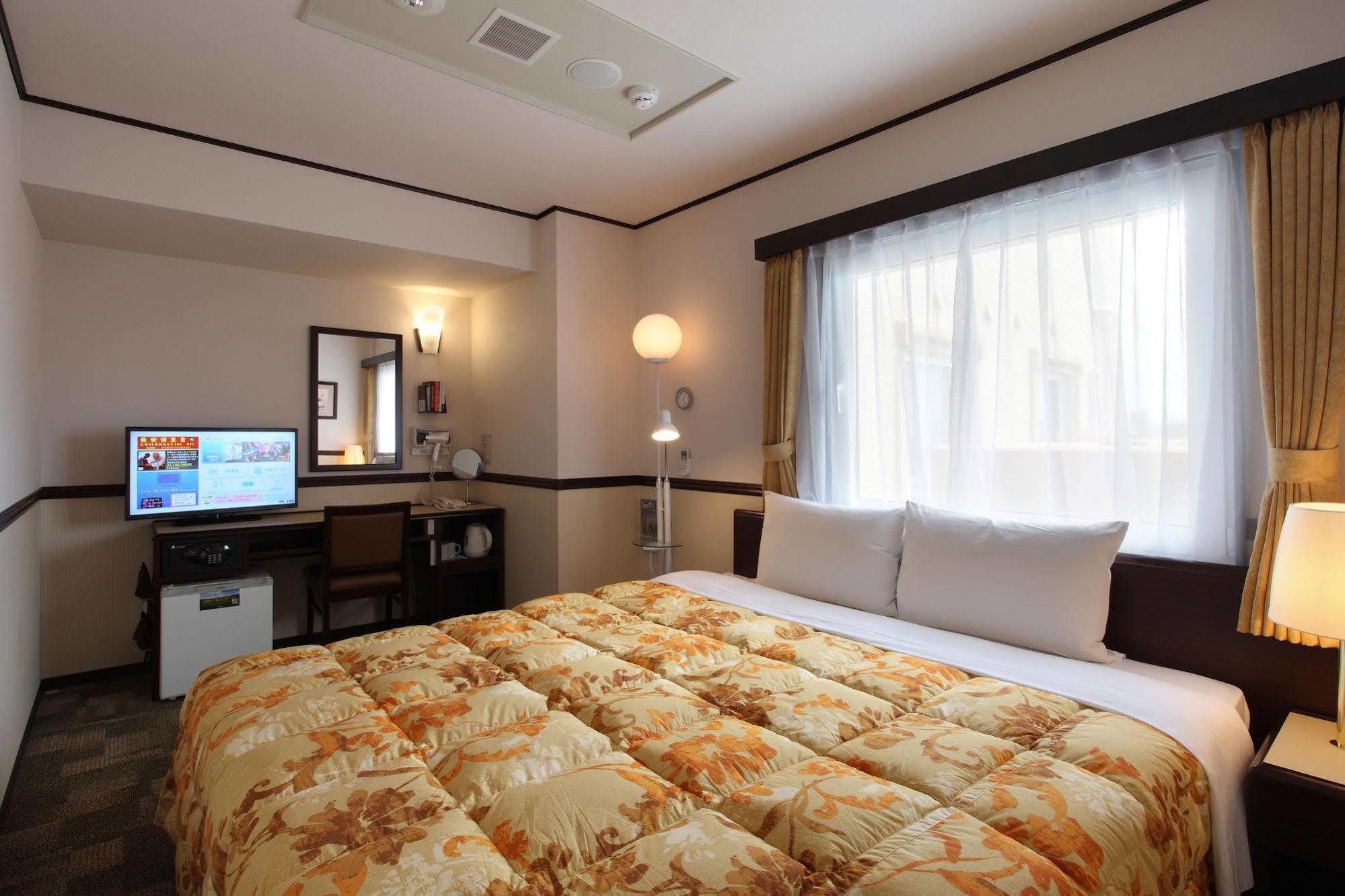 Hotel Toyoko Hakata-eki Bus Terminal Mae Fukuoka (Fukuoka)