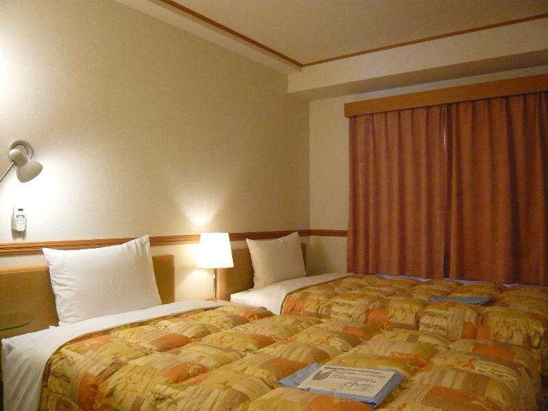 Toyoko Hakata-eki Bus Terminal Mae Hotel Fukuoka (Fukuoka)